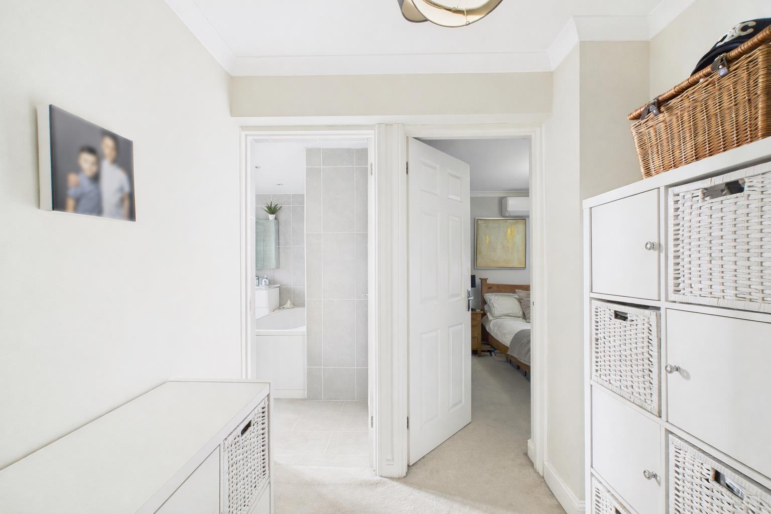 ChatGPT Image Jan 16, 2026, 06_32_10 PM.png